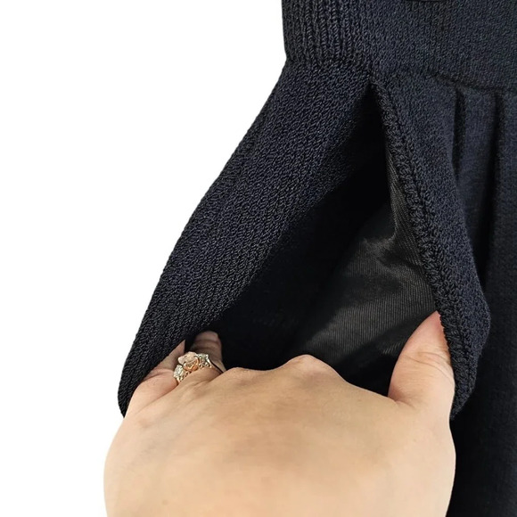 St. John Basics Santana Knit Pleated Straight High Rise Crop Pants Black Size 12 - Picture 8 of 12